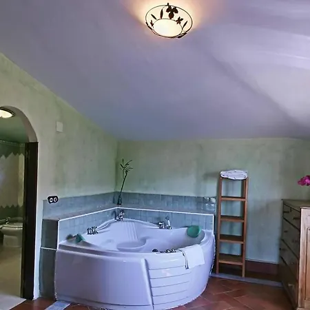 Molino De Santillan 4*