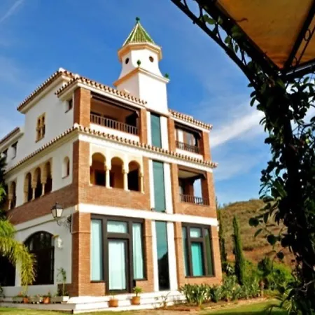 Molino De Santillan 4*